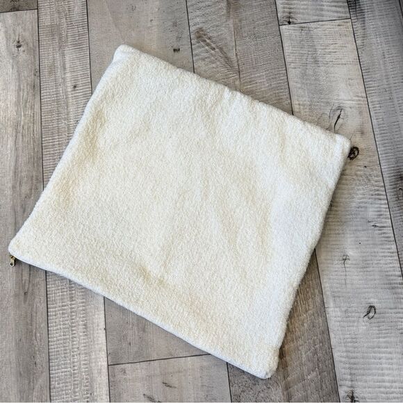 Anthropologie Textured Cream Throw Pillowcase - Picture 3 of 3